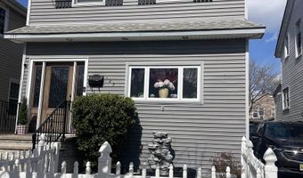 127 W 55TH St, Bayonne, NJ 07002