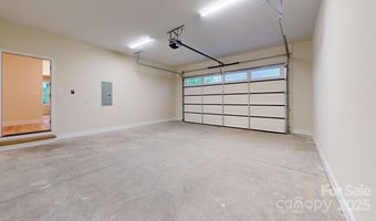 15 Woodchuck Cv, Alexander, NC 28701