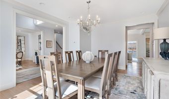 1040 Buttonwoods Ave, Warwick, RI 02886