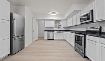 1719 SE Hilltop Dr, Bartlesville, OK 74006