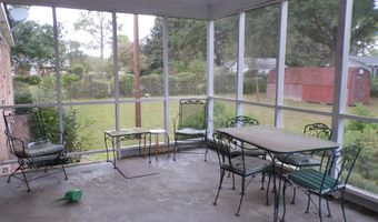 302 Baskin Ave, Bishopville, SC 29010