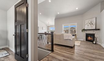 2951 E SUNSTONE Pl, Appleton, WI 54913