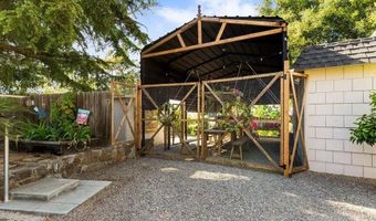 720 Sky Mountain Ln, Alpine, CA 91901