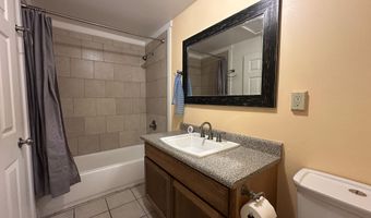 403 ILOKO St, Hilo, HI 96720