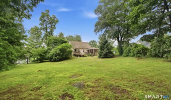 84 Lakeview Ave, Cheshire, CT 06410