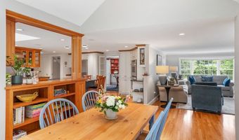 76 Washington Dr, Acton, MA 01720