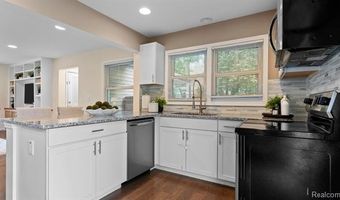 2460 Yost Blvd, Ann Arbor, MI 48104