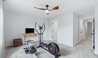 1816 Golfview Dr, Auburn, IN 46706