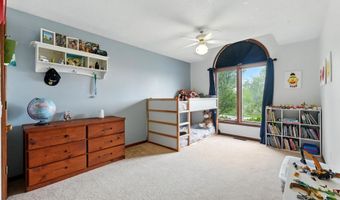 704 Redding Rd, Angola, IN 46703