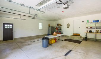 9434 84th St SE, Alto, MI 49302