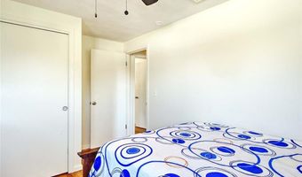 8 Ashby St, Johnston, RI 02919