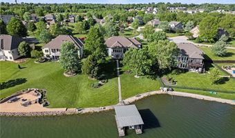 15471 Cedar Ln, Basehor, KS 66007