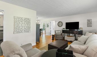 1604 Avondale Dr, Altavista, VA 24517