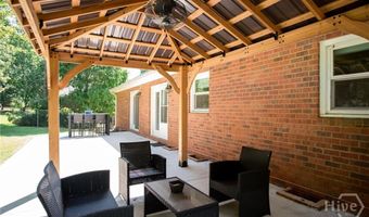 112 Meadow Creek Dr, Athens, GA 30605