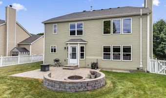 996 Timber Lake Dr, Antioch, IL 60002