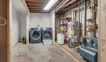 1067 Great Rd, Lincoln, RI 02865