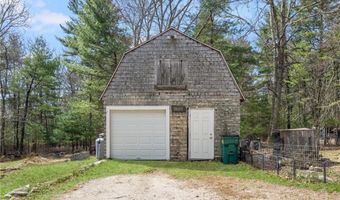 35 Hallville Rd, Exeter, RI 02822
