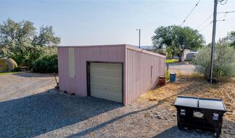 89 W Rocky Rd, Cody, WY 82414