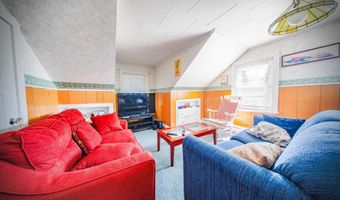 25 Eighth St, Auburn, ME 04210