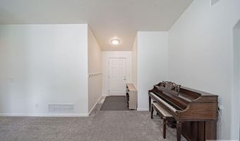 935 S Clara Ct, Ammon, ID 83406
