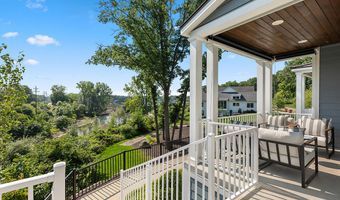 657 Greenslate Dr SE, Ada, MI 49301