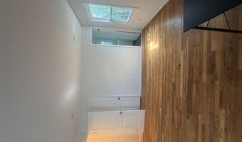 696 A Ave E 2, Bayonne, NJ 07002