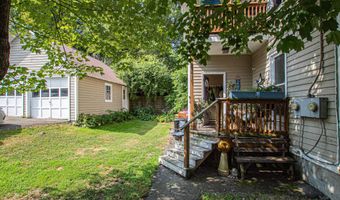 31 Dewitt St, Amsterdam, NY 12010