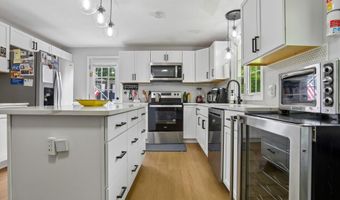 29 Homonick Rd, Colchester, CT 06415