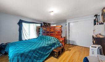 160 Brook Dr, Andover, NJ 07801