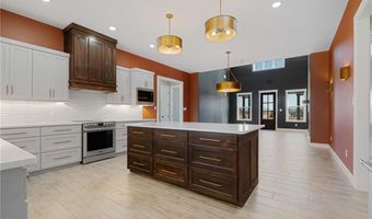 405 Waggoner Ln, Barling, AR 72923
