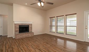 302 Howard Way Dr, Aledo, TX 76008
