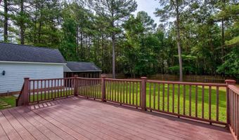 13 MAIDEN Ct, Camden, SC 29020
