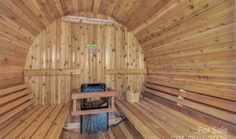 159 S Willow Brook Dr, Asheville, NC 28806