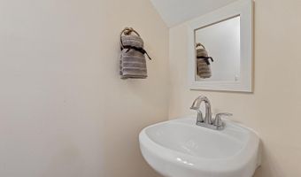 2106 FLEET St, Baltimore, MD 21231