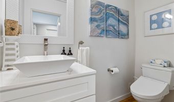 6512 Surfside Ln, Carlsbad, CA 92011