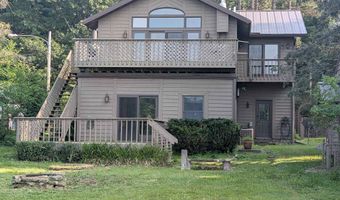 W8076 Eagle Court, Oxford, WI 53952