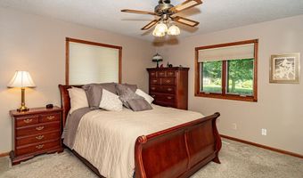 2133 Polk Dr, Ames, IA 50010