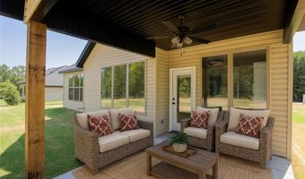 1 Nairn Ln, Bella Vista, AR 72715