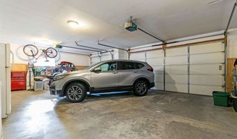 W5862 GERANIUM Drive, Appleton, WI 54915