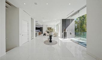 9459 Beverly Crst, Los Angeles, CA 90210