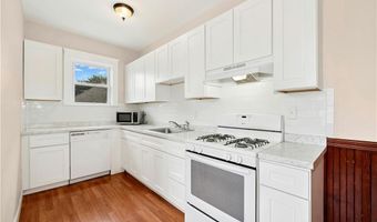 39 Ferncliff Ave, North Providence, RI 02911