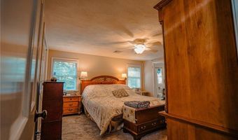 50 Isle Of Capri Rd, Coventry, RI 02816