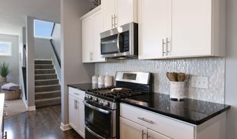 15711 Fair Hill Way, Apple Valley, MN 55124