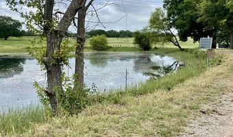 100 Rolling Hills Blvd, Alvord, TX 76225