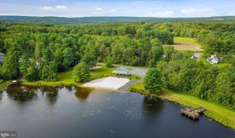 141 EMBILL Dr, Blakeslee, PA 18610