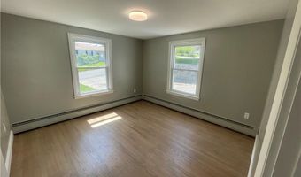 29 TACOMA St, Cranston, RI 02920