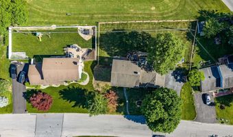 3146 CLUB Dr, Allentown, PA 18103
