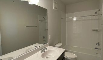 20322 NEWFOUNDLAND Sq, Ashburn, VA 20147