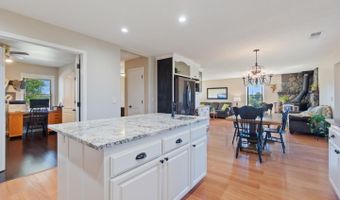 17962 Coyote Ln, Anderson, CA 96007