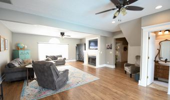 502 R St, Bedford, IN 47421
